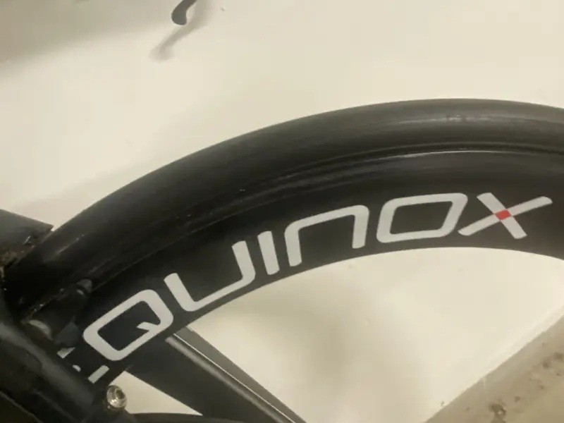 Triatlonový speciál BMC Timemachine 01 – Dura-Ace Di2, disková kola
