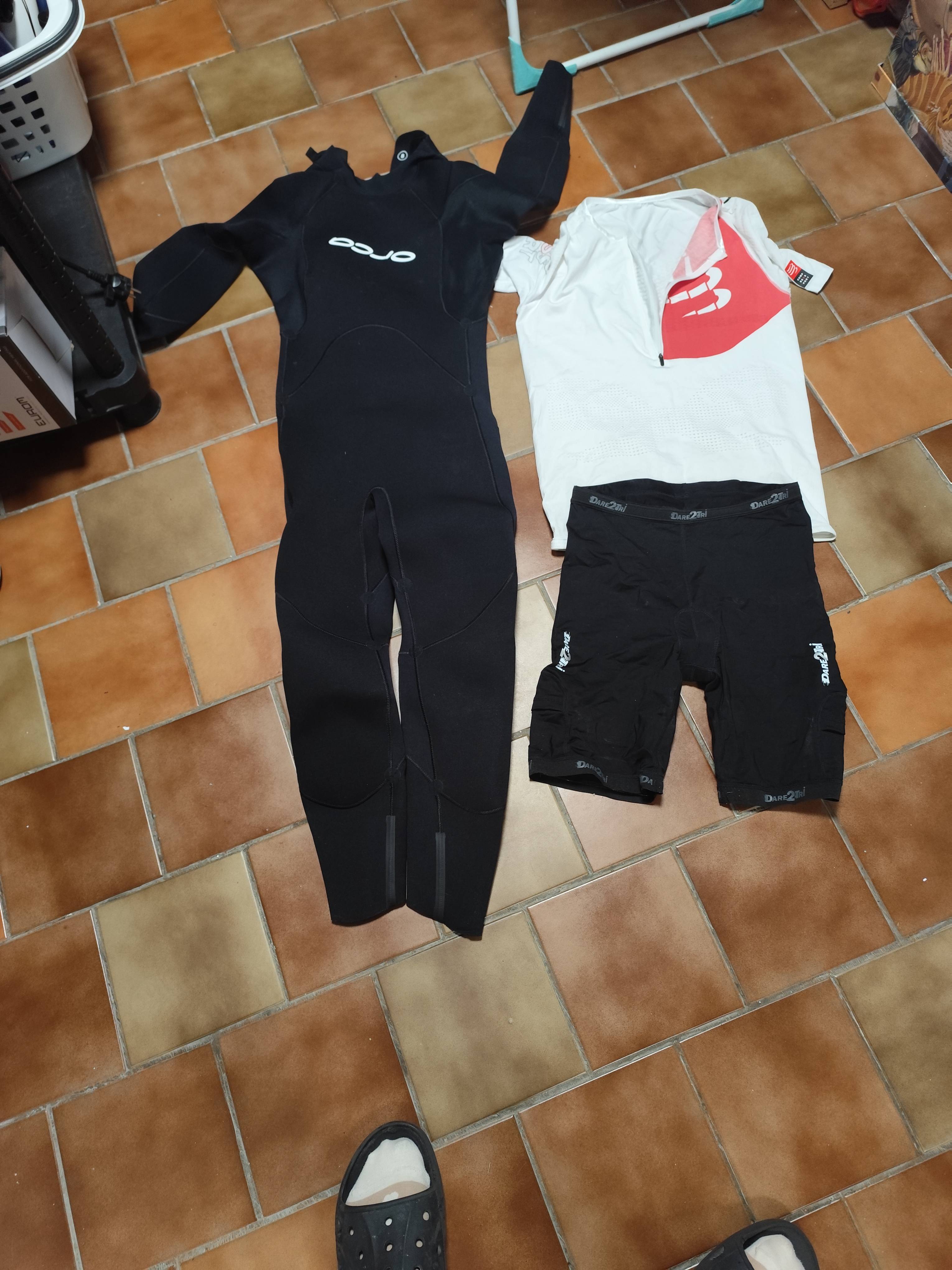 Prodám triatlonový neopren